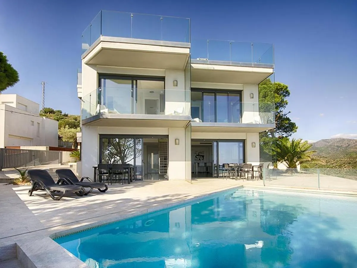 Myfenolleda B - Preciosa Casa En Grifeu Con Piscina Compartida Y Parking - Es-228-126 Villa Llanca Spain