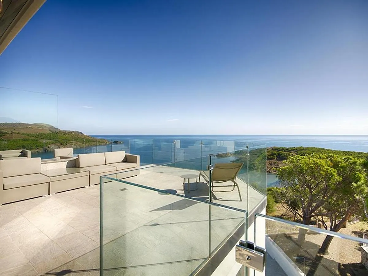 Myfenolleda B - Preciosa Casa En Grifeu Con Piscina Compartida Y Parking - Es-228-126 Villa Llanca Holiday home