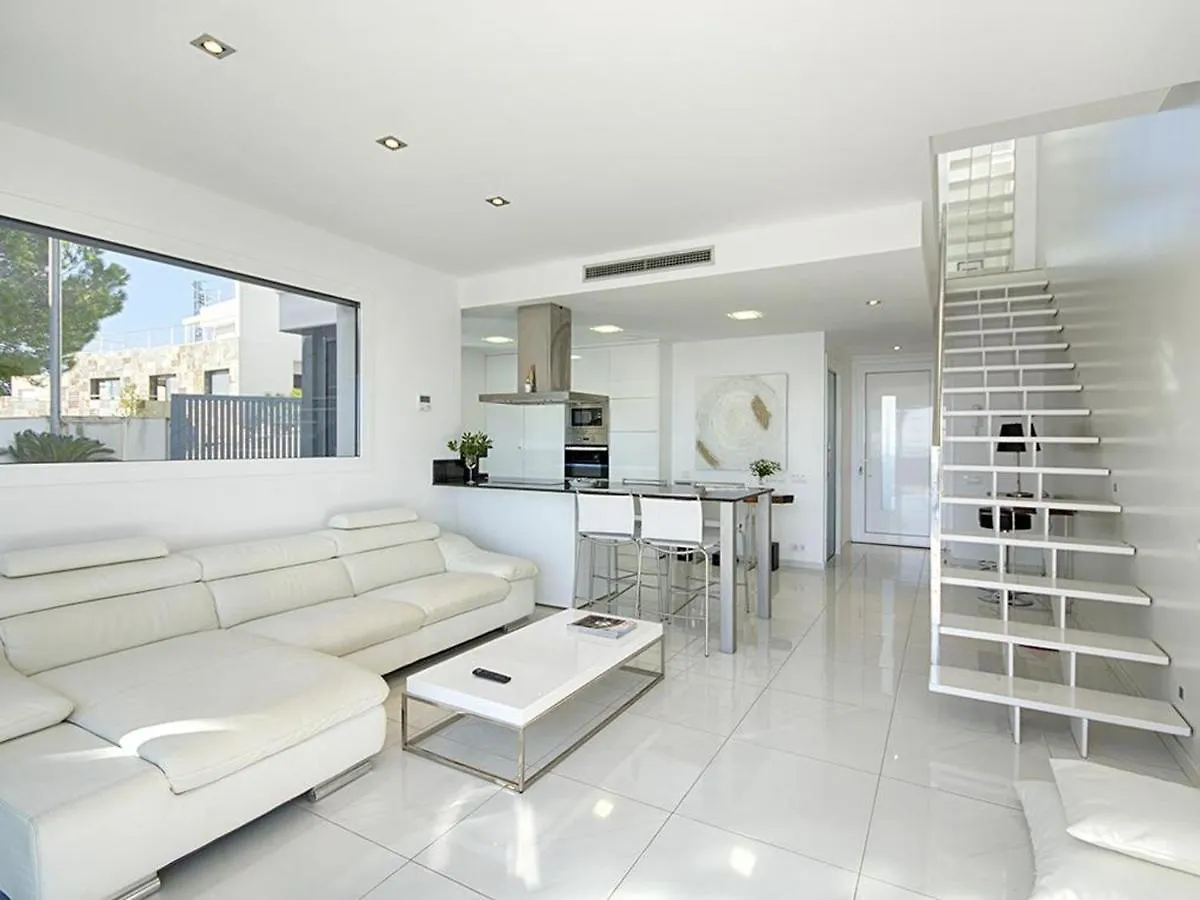 Vila Myfenolleda B - Preciosa Casa En Grifeu Con Piscina Compartida Y Parking - Es-228-126 Llança